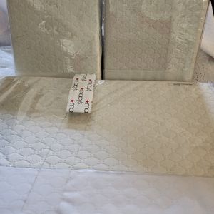 NWT - Calvin Klein - Coverlet and Shams - King Size